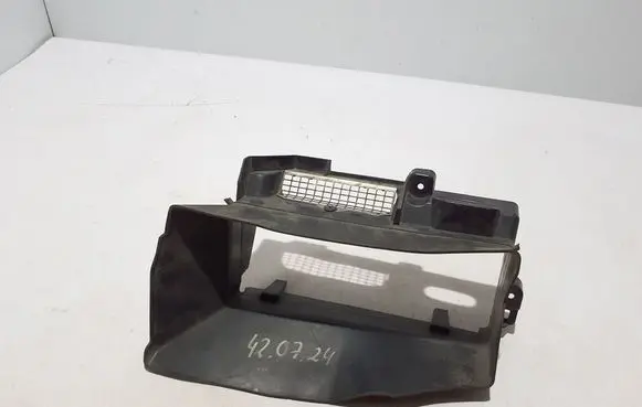 Renault Megane IV Intercooler air channel guide 628113910R