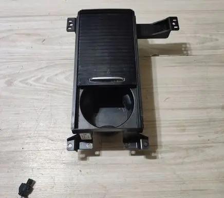 Jaguar F-Pace Cup holder front GX63F048196AA RG60104000 6M09790