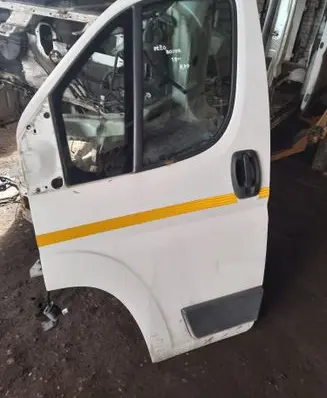 Peugeot Boxer Front door
