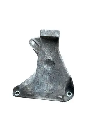 Volkswagen PASSAT B5.5 Engine mounting bracket 8D0199308
