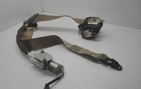 Audi A8 S8 D3 4E Front seatbelt