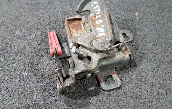 Fiat Stilo Engine bonnet/hood lock/catch
