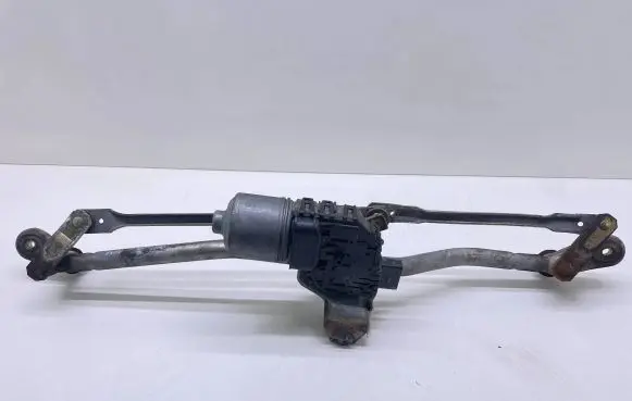Audi A4 S4 B6 8E 8H Front wiper linkage and motor 8E1955119 0390241509