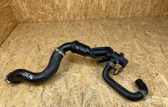 Ford Puma Intercooler hose/pipe L1B16C646BA