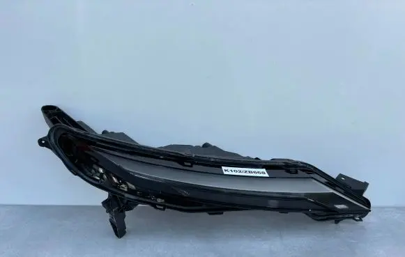 Nissan Juke II F16 Headlight/headlamp L90173407