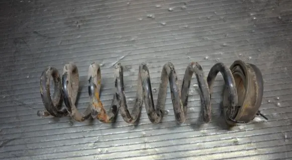 BMW 1 E81 E87 Rear coil spring