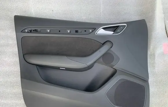Audi Q3 8U Front door card panel trim 8u1867105