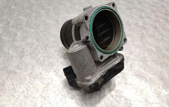BMW Z4 E89 Throttle valve 7556118