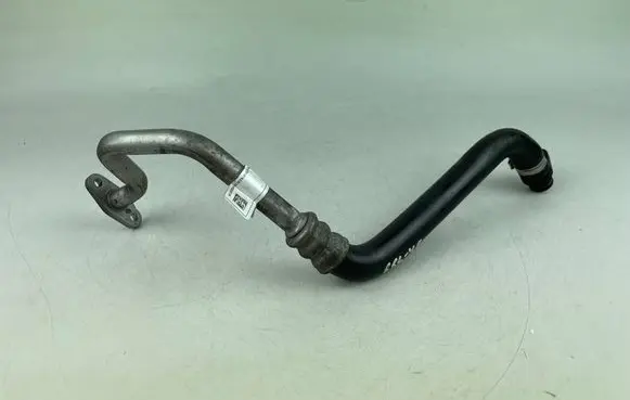 Mini One - Cooper F56 F55 Turbo turbocharger oiling pipe/hose 8513615