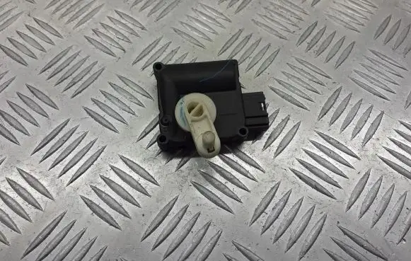 Audi A6 Allroad C6 A/C air flow flap actuator/motor 4F0820511A