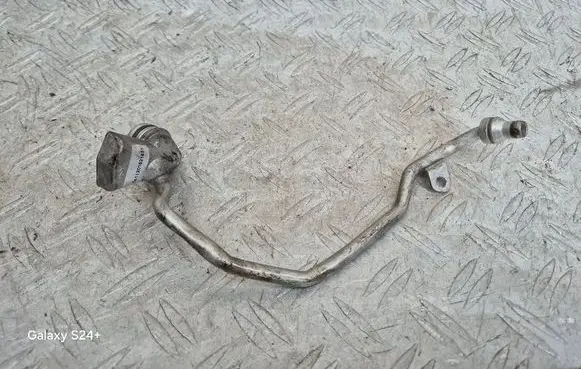 BMW 5 F10 F11 Engine coolant pipe/hose 8513337 11538513337