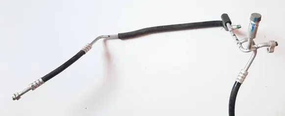 MG ZS Air conditioning (A/C) pipe/hose 304914419