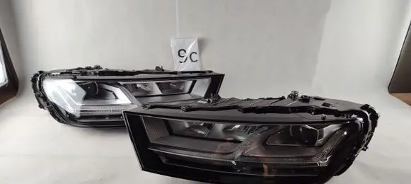 Audi Q7 4M Headlights/headlamps set 