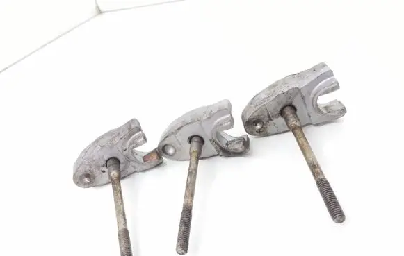 Fuel Injector clamp holder