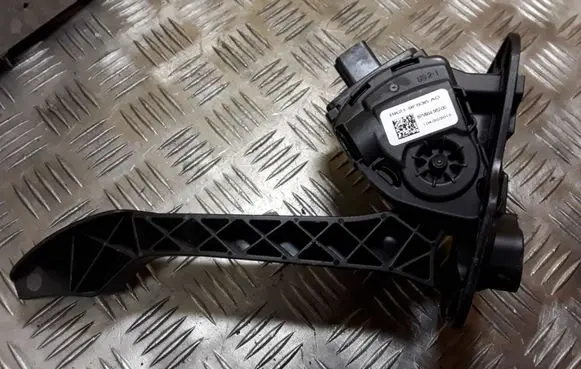 Ford Transit - Tourneo Connect Accelerator throttle pedal BK219F836AD 6PV93456200 BK219F836