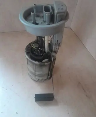 Seat Alhambra (Mk1) In-tank fuel pump 7M3919050A YM219H307AB 220212003001