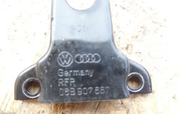 Audi A6 S6 C5 4B Other engine part 06B907667