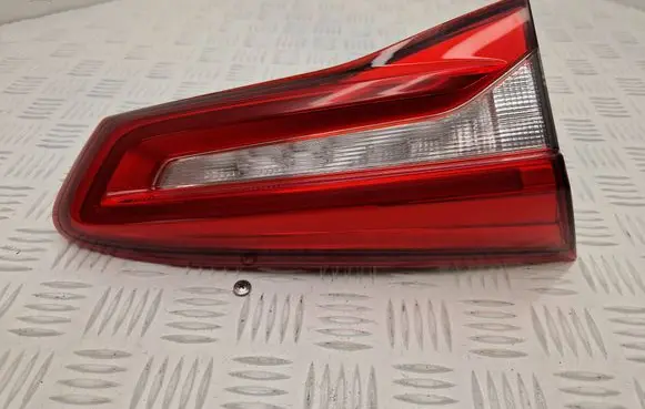 Ford Focus Tailgate rear/tail lights JX7B13A603HB 09012019