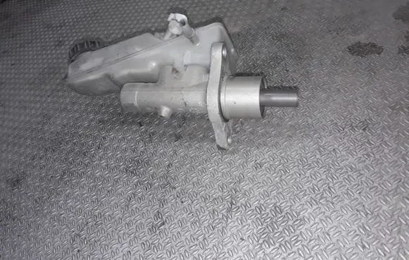 Ford Focus Master brake cylinder 03350891031