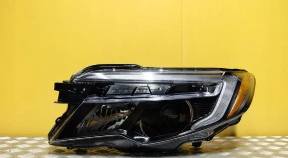 Honda Pilot II Headlight/headlamp 949449 2744