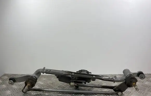 Front wiper linkage and motor