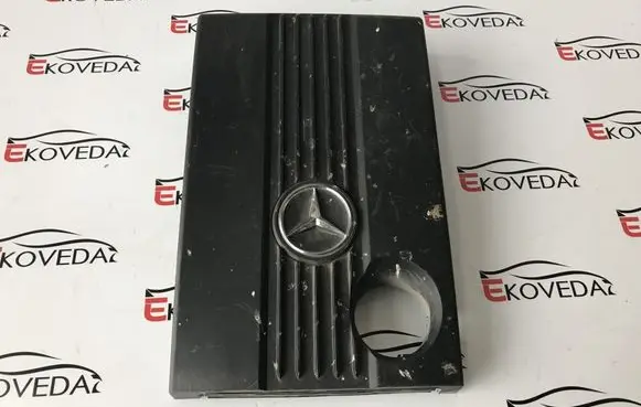 Mercedes-Benz C W204 Engine cover (trim) A2710101167