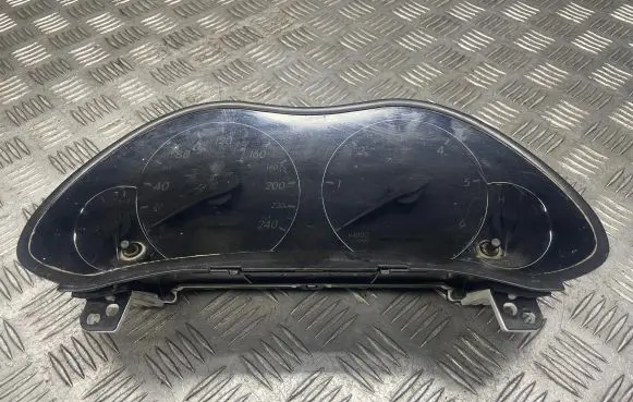 Toyota Avensis T250 Speedometer (instrument cluster) 8380005630H MB2574109865