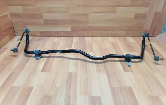 Renault Megane IV Front anti-roll bar/sway bar 546114843R 546112057R