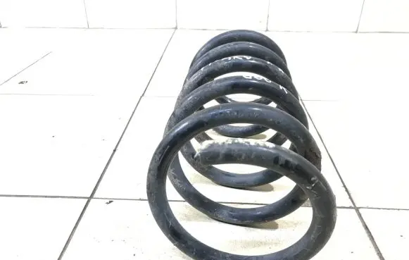 Opel Vivaro Front coil spring