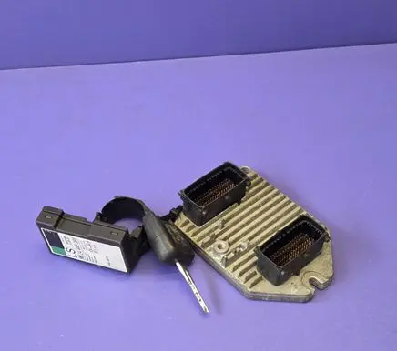 Opel Zafira A Engine ECU kit and lock set 09158726 5WK9157