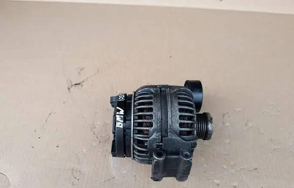 BMW 1 E81 E87 Generator/alternator 0124525059 7532966