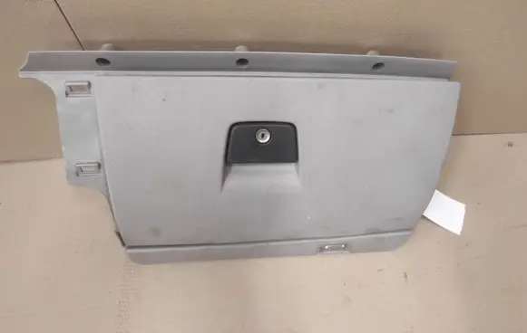 Volvo V50 Glove box set 8626141