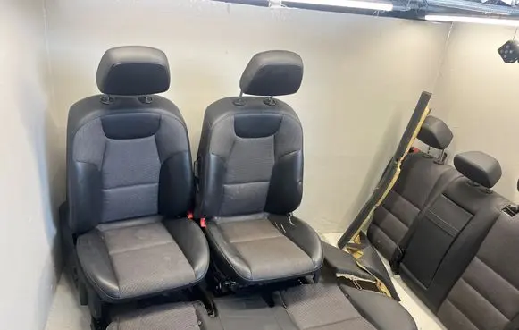 Mercedes-Benz C W204 Seat set 