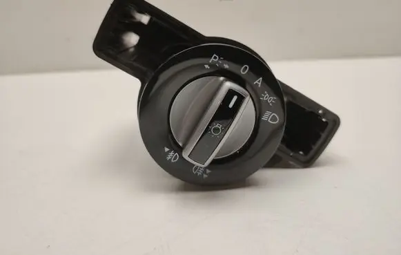 Mercedes-Benz C W204 Light switch A2045453104