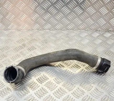 BMW 4 F32 F33 Engine coolant pipe/hose 7596838
