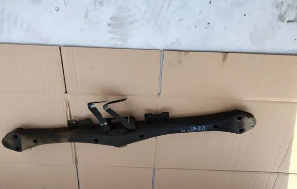 Volkswagen Touareg I Front axle beam 