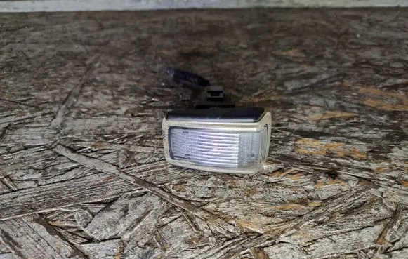 Volvo S70 V70 V70 XC Front fender indicator light 54282 E354282