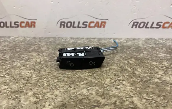 Mercedes-Benz C W204 Central locking switch button A2048706310