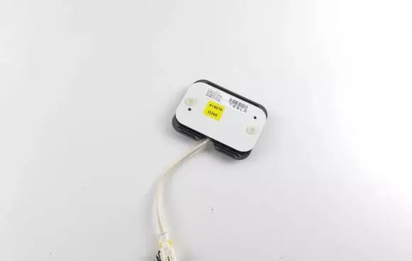 Tesla Model S Seat pressure sensor 100577800B 1005778-00-B 283353170A17140156