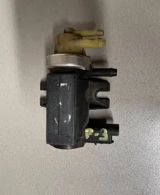 Peugeot 407 Turbo solenoid valve 9661960380 70163300 071057