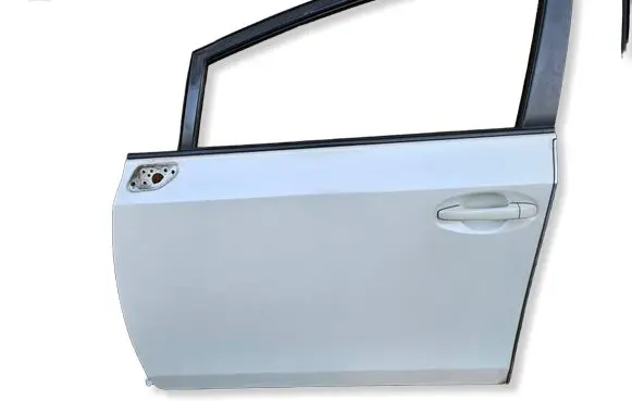 Toyota Prius+ (ZVW40) Front door 6700247111