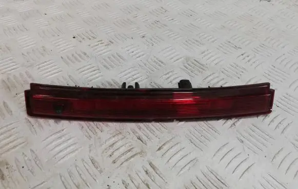 Renault Captur Third/center stoplight 265904593R 265904886R