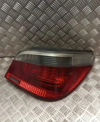 BMW 5 E60 E61 Rear/tail lights 6923306
