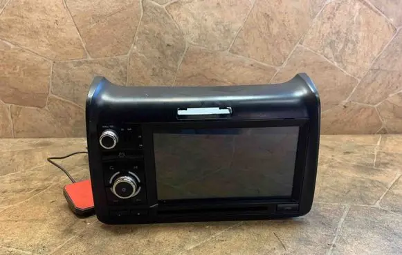 Audi TT TTS Mk2 Radio/CD/DVD/GPS head unit Z202061081