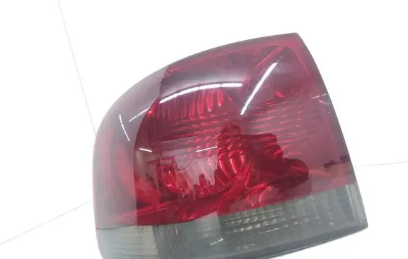 Volkswagen Touareg I Rear/tail lights 7L6945095K