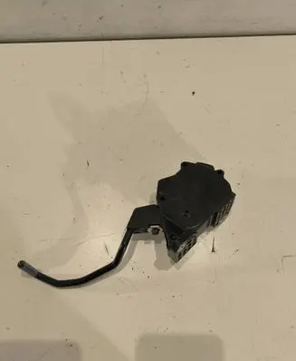 Lexus RX 450H Accelerator throttle pedal 7811048111 1988002150 10D05B00021