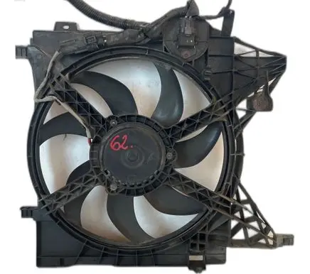 Nissan NV200 Radiator cooling fan shroud