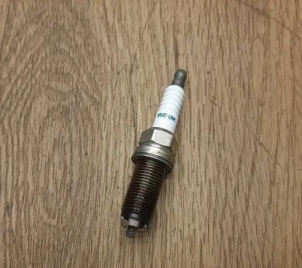 Lexus RX 450H Spark plug FK20HBR8