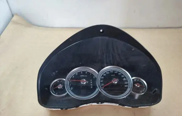Subaru Legacy Speedometer (instrument cluster) 85012AG160