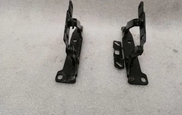 Porsche 911 996 Tailgate/trunk/boot hinge 99656231900 99656232000